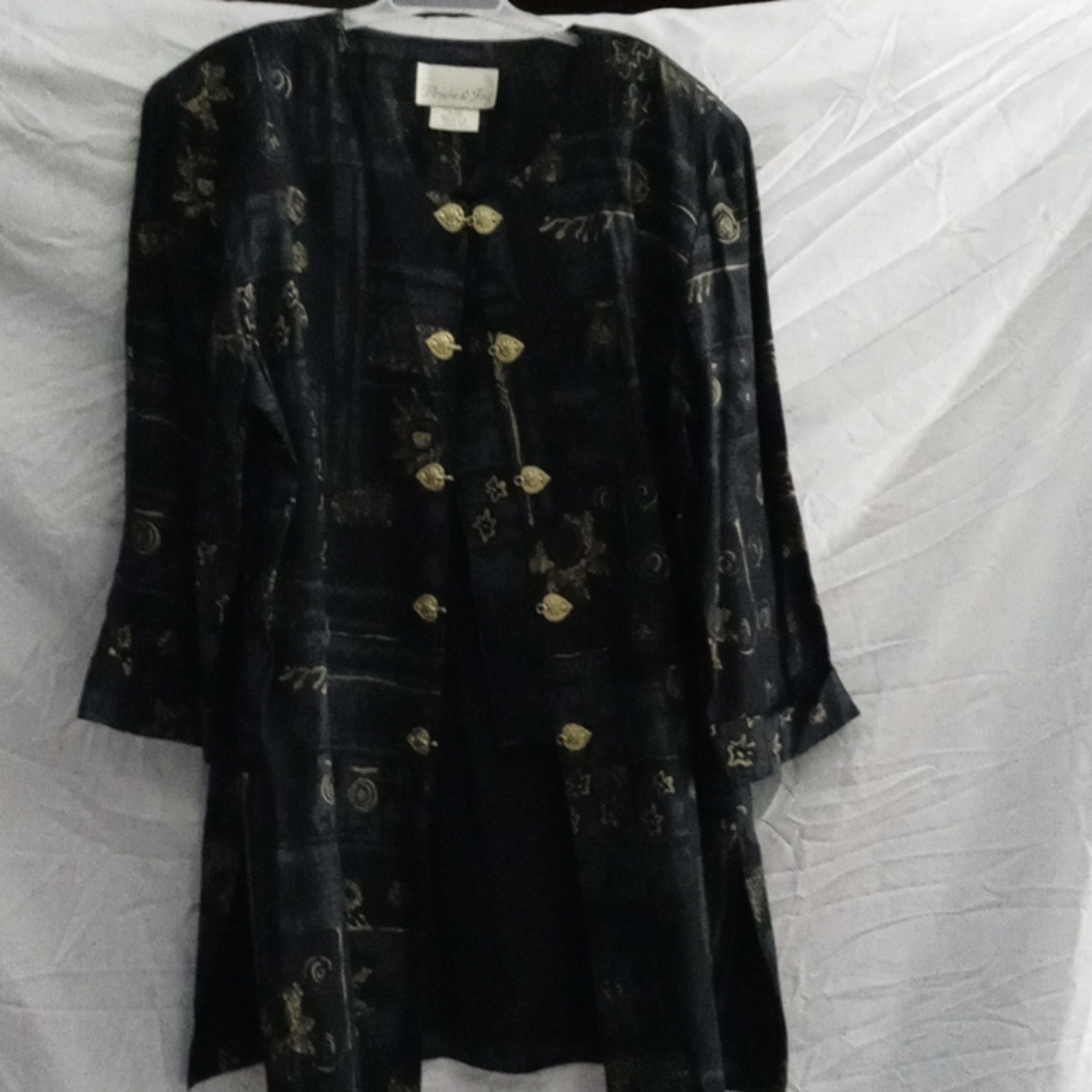 Women top